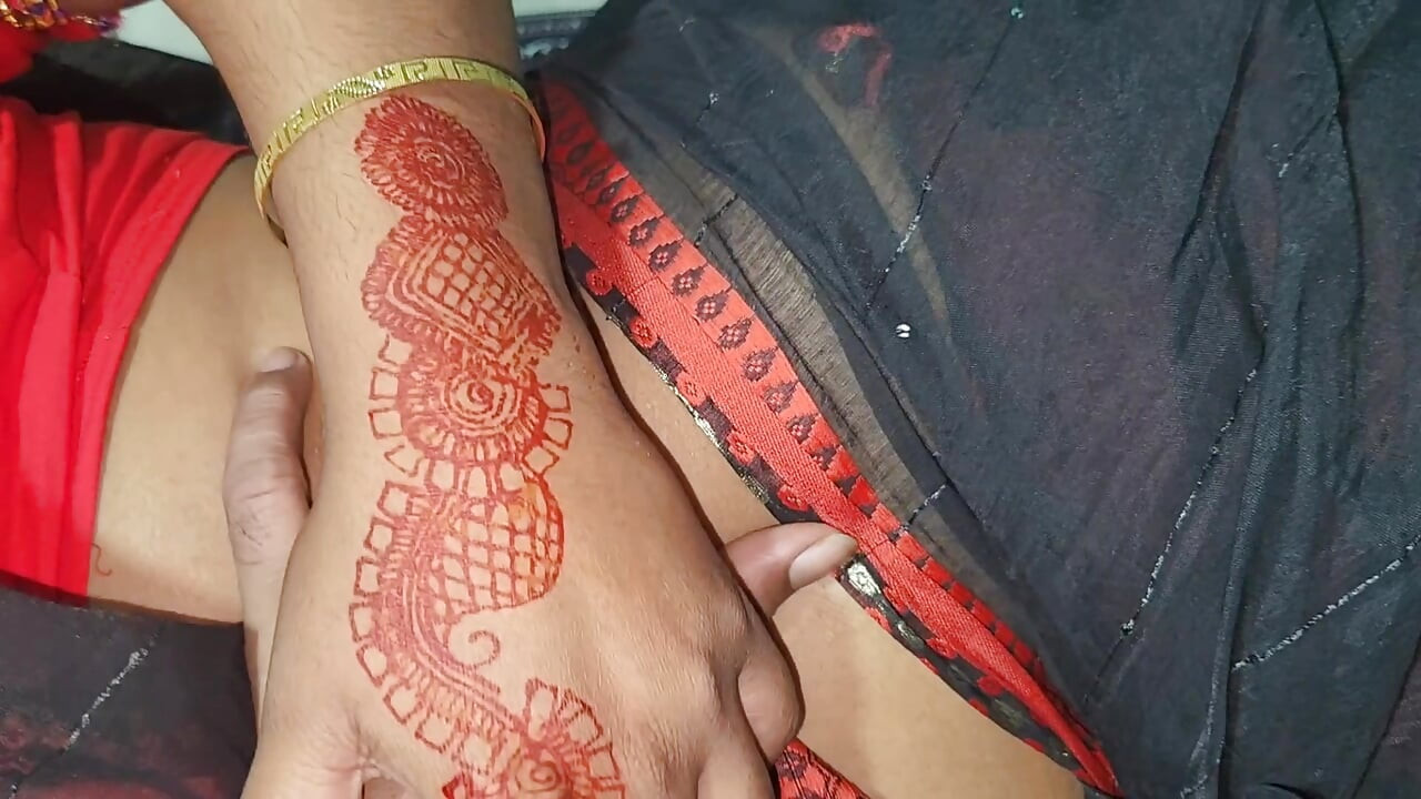 Η θεία μου τρελαίνεται για σκληρό πορνό