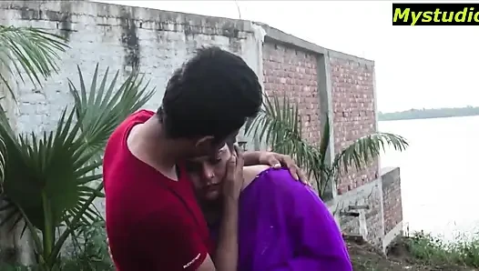 Bilinmeyen Kızla Ilk Kez Romantik Ateşli Seks! En Iyi Hintli Seks