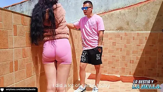 Selbstgedrehter sex nach dem fitnessstudio mit meiner stiefschwester