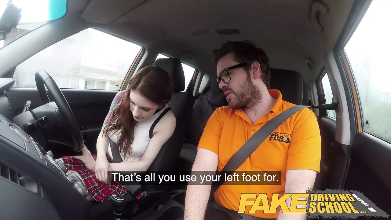 Fake Driving School USA babe Anna De Ville gets UK anal sex