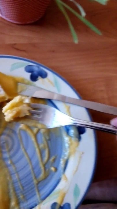 Sborra sul cibo