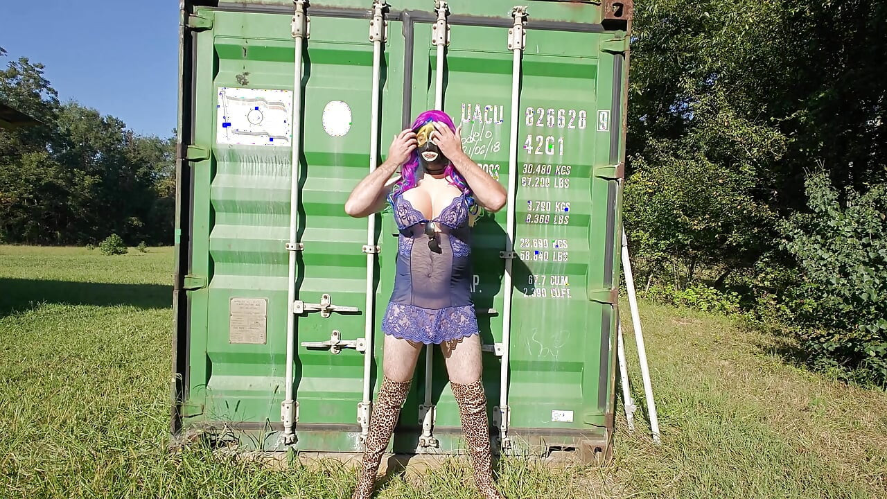Crossdresser outdoors masturbation sessions