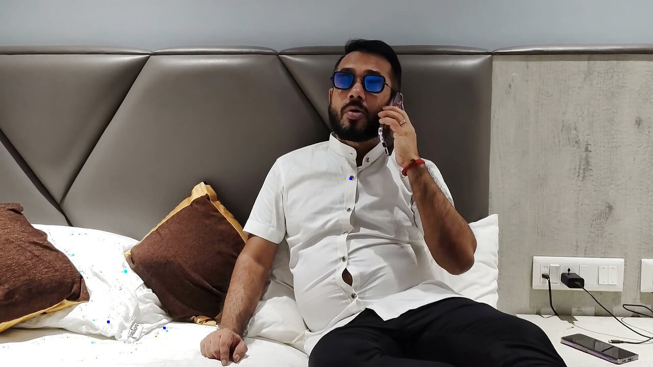 Pados ki chachi ko apne ghar bulakar chod diya