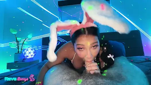 Anais Amor прыгает в неоновый день Брайана и принимает два кримпая!