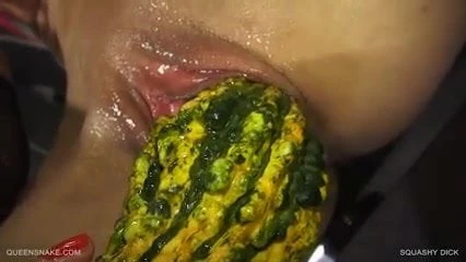 Squashy Dick 1 - Queensnake.com - QueenSect.com