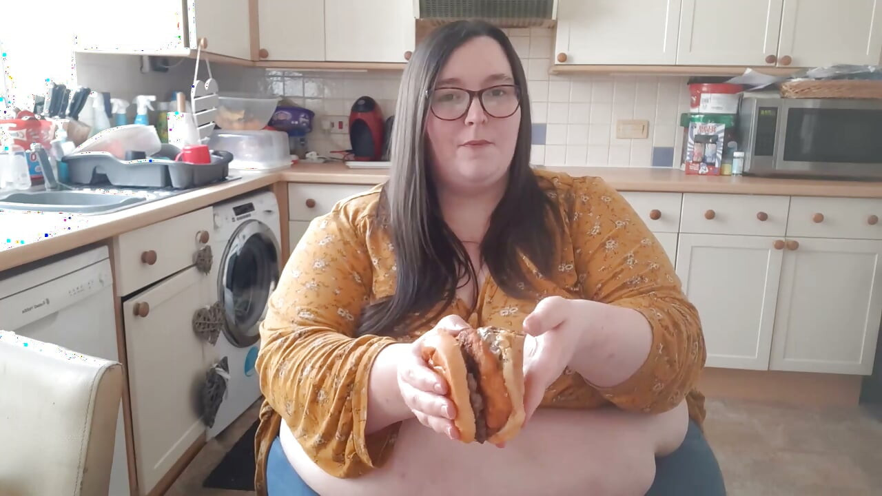 Ssbbw vs godzilla burger eating