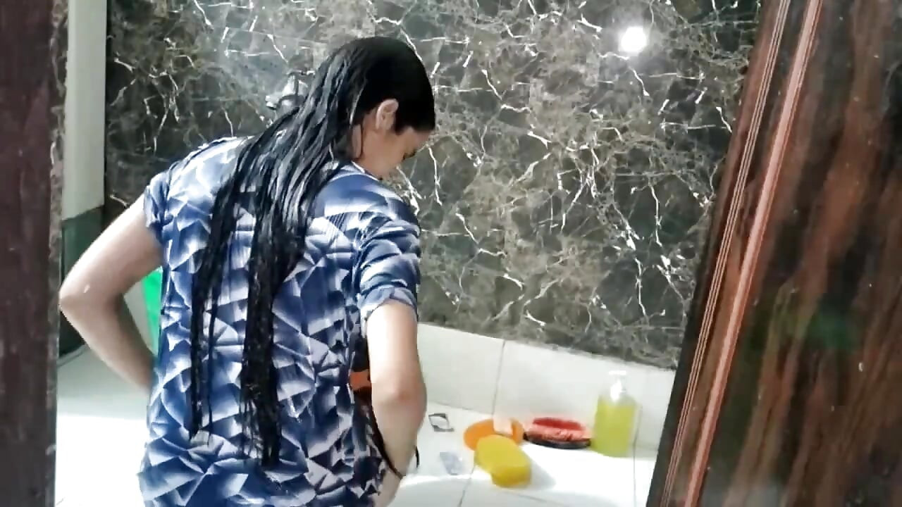 Collage girl ka hua MMS viral video