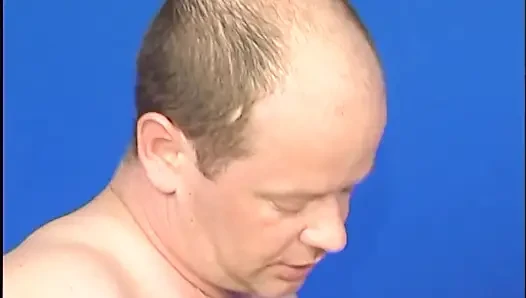 Sexy MILF bekommt ihre muschi geleckt, nachdem sie einen monsterschwanz hart geritten hat