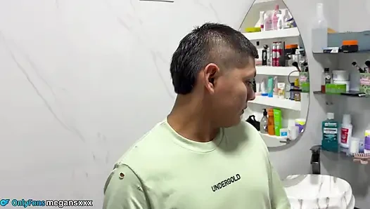 Ekstraksi dengan mulut membuatku pelacur pembantu