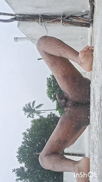 Mallu Man Nude Masturbation In Rain