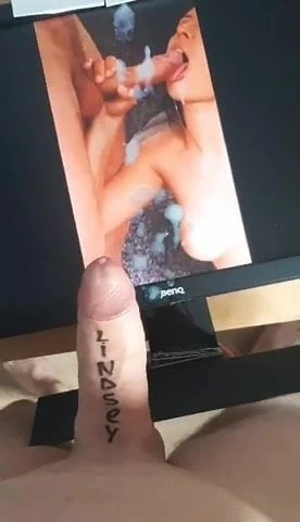 Erik sopla otra enorme carga de esperma para mí