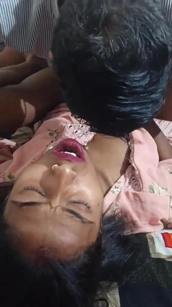 Emotional moment from "Mere husband ne muje pela"