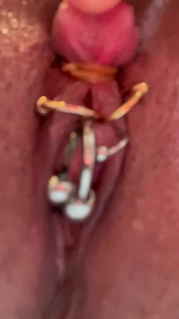 Enlarged clitoris bind
