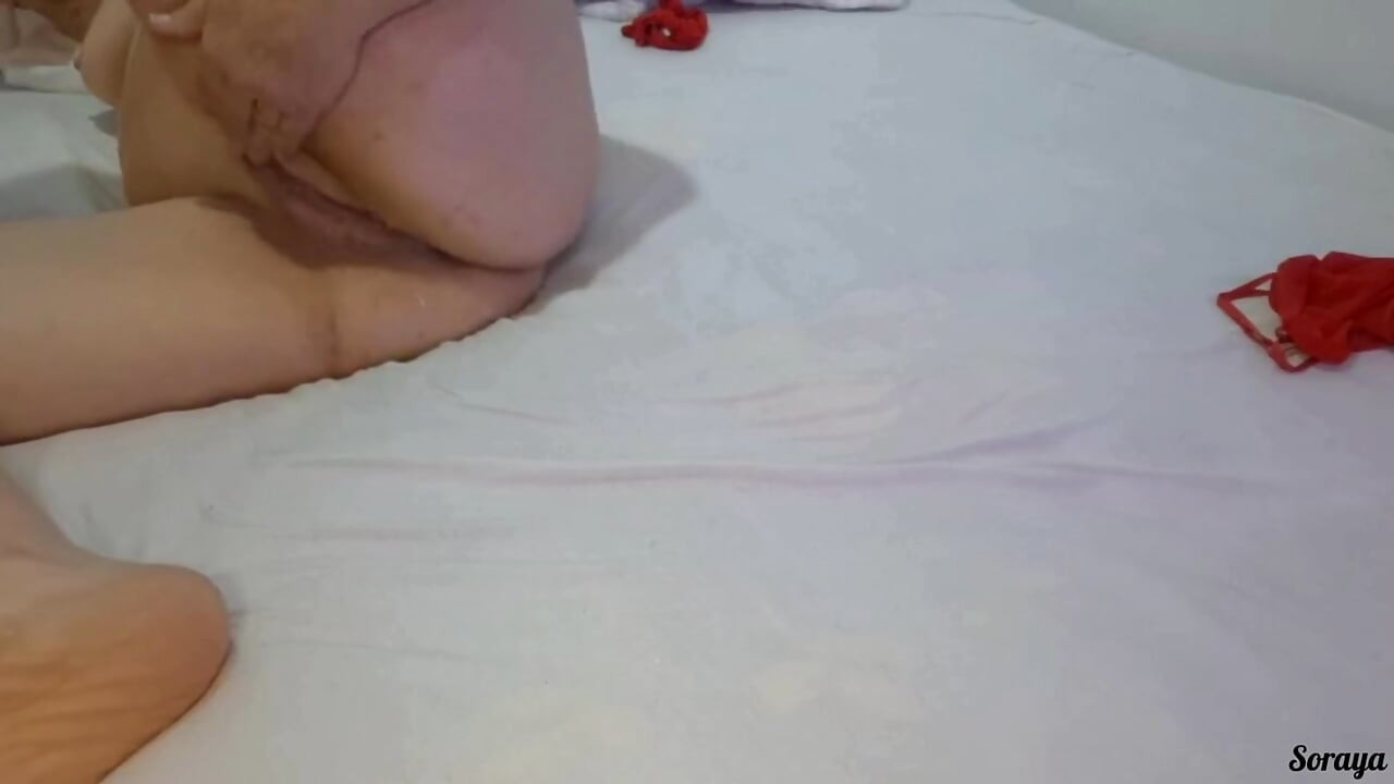 Hot horny stepmom does live streaming