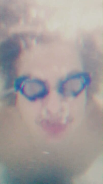 Bandar Sissy talking and screaming underwater to be fucked