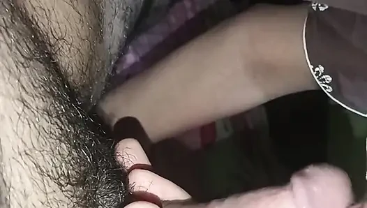 Desi bhabhi ko land chusi