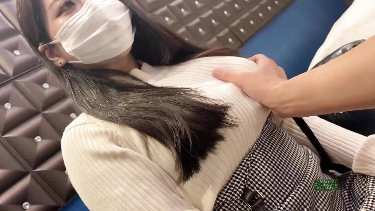 Hametori Success, uma beleza peituda curvilínea oprimida pelo desejo, redefinição do chuveiro leva a uma reunião suave e derretendo