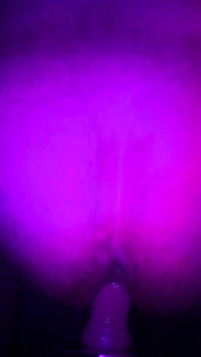 Im in a pink mood tonight