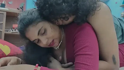 Heiße lippe lockt romantik im modernen kleid, sexy heißes mädchen