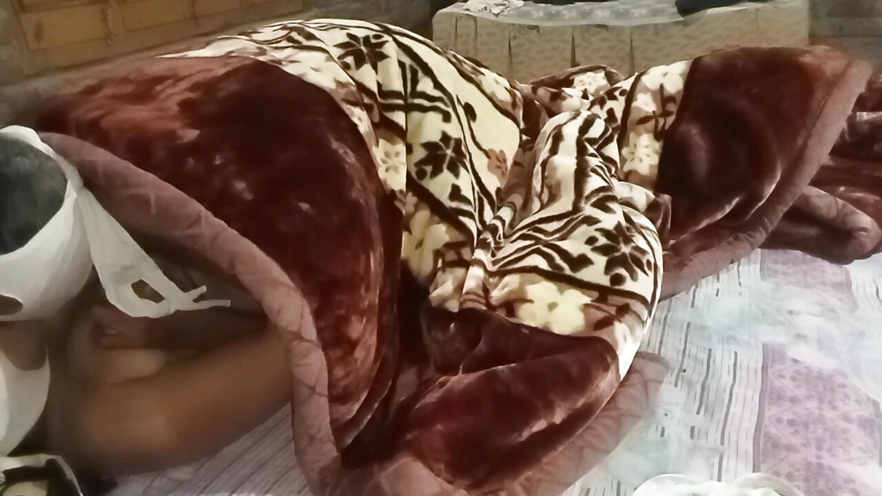 عم غير شقيق ني عمتي كي بر دردشة باني نيكال ديا فير المتشددين تشوداي كيا عمتي خوس هو غاي