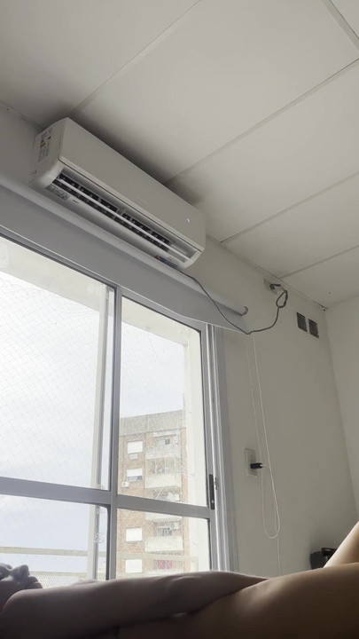 Os vizinhos me vêem me masturbando | Clipe 1