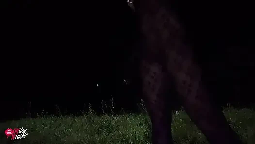 Tidak ada yang lebih kasar dari ini!! Pengemudi Truk Aneh Meniduri Saya Di Tengah Jalan