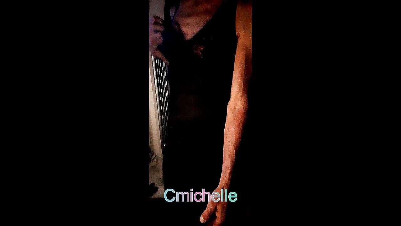 Sexy  Crossdresser Cdmichelle Dancing to Hip Hop Booty Shaking Getting Down MUST WATCH