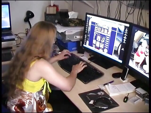 Veronika'nın yüzüne sikişten sonra enjekte ediliyor