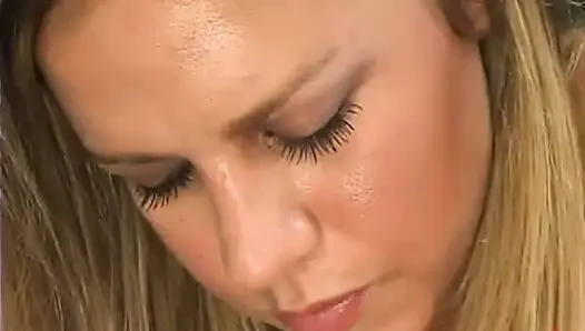 Azalea Lee