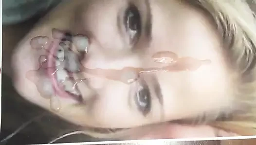 Dağınık kıza haraç