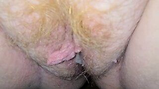 Wife’s pussy gets creampie.