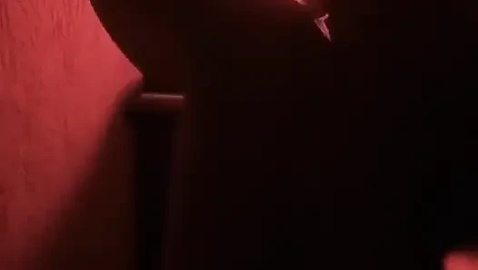 Seks romantis intens di kamar merah berujung crot di dalam