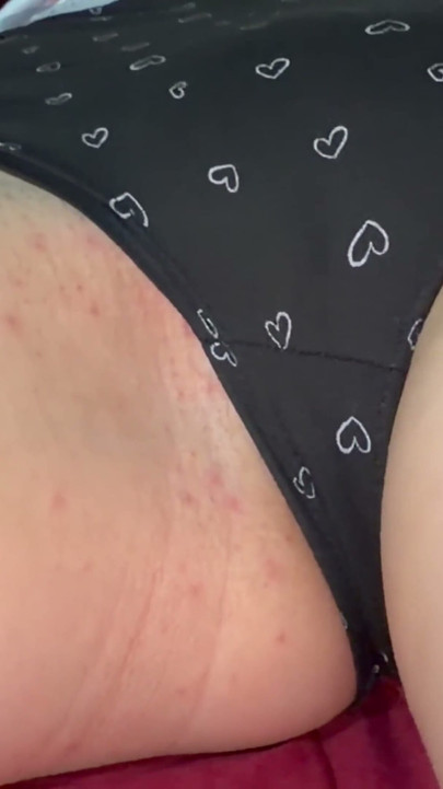 我的嫂子脱下她的内裤, 给我看她的粉色木瓜