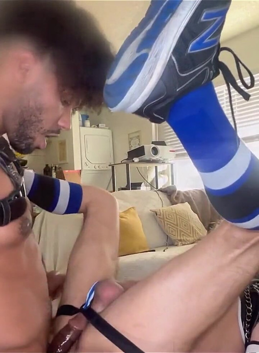 Pup Stuff: Pup Play W/ Dakota Wonders