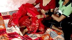 Pasgetrouwde Bhabhi hard geneukt met Devar tijdens de huwelijksnacht - vuile audio