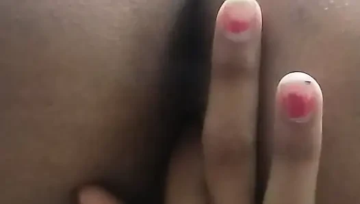 Mona ko chudwana hai