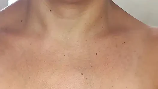 Она сосала мой вкусный член