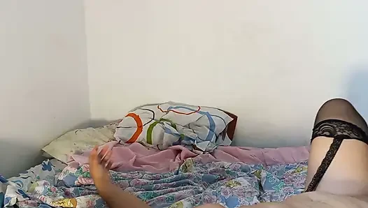 Hintli evli kadın olgun anal seks yapıyor