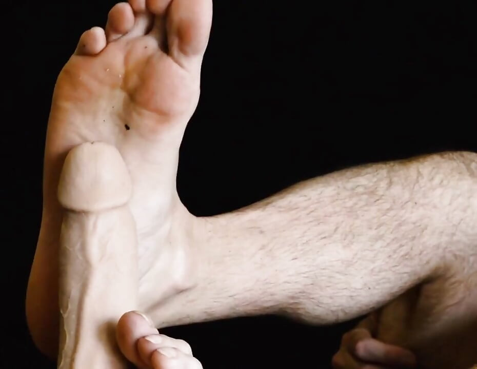 Hot Foot Job with Dirty Talk