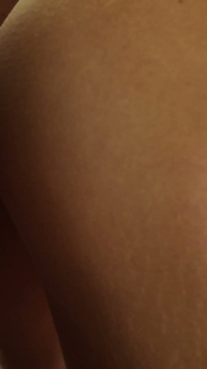 raw, uncut amatur fuck in the office | Clip 1
