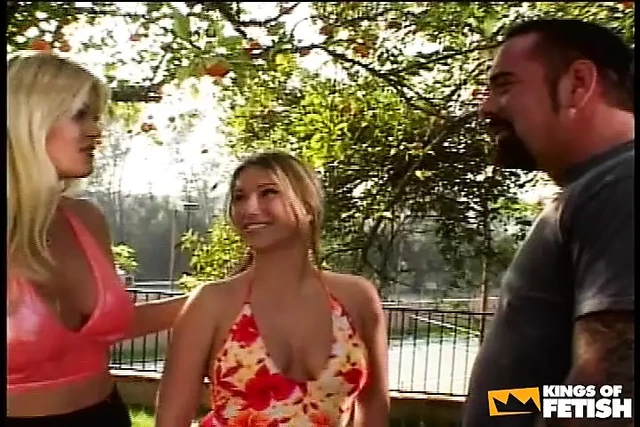Cute Teen Gets Her Tight Holes Drilled Deep by a Tattooed Man Outside After Short Interview