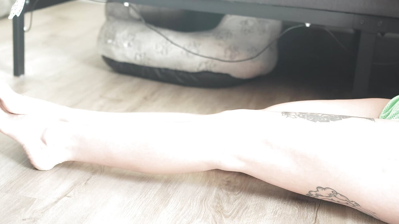 ผ้าไนลอนของกูกําลังตก