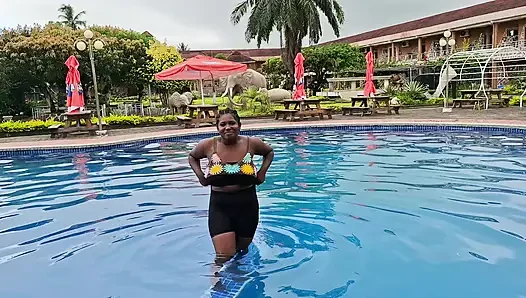 Sperm Floating in the Pool, Hard Sex in the Water, Double Orgasm