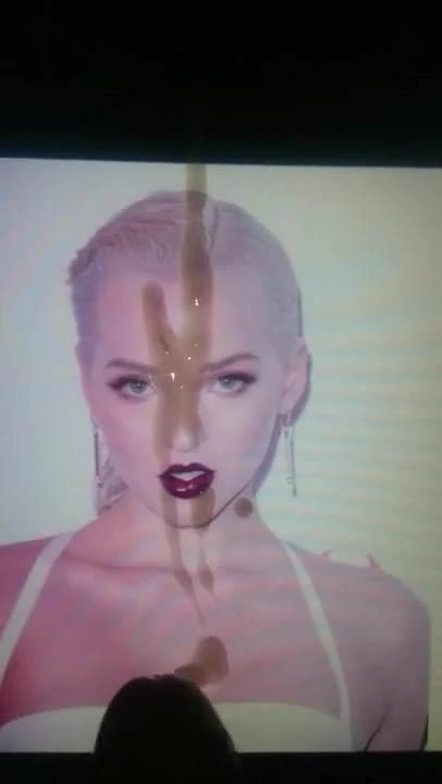 Bella Dove Cameron