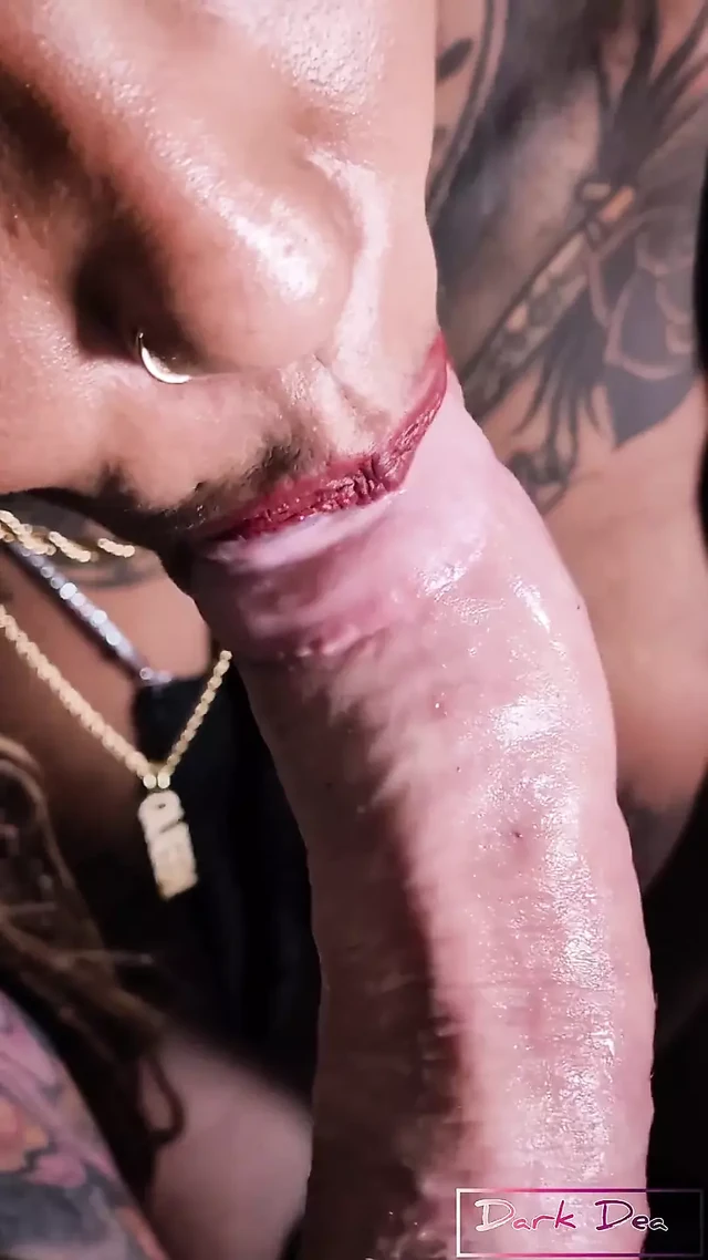 The Slut Queen "dark Dea" in Sloppy BJ for Bwc "white Kong"
