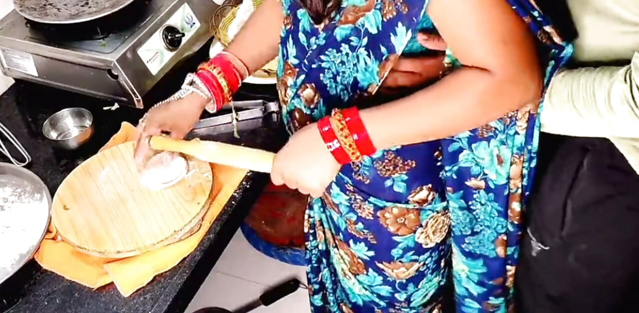 Indian desi aunty in kitchen our husband went to come sex in kitchen with cumshot