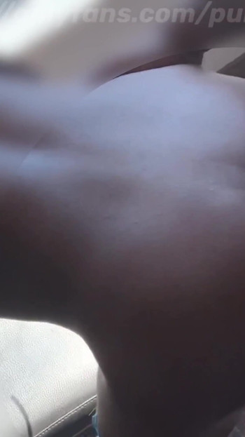 Moment spectaculos de la "Fute-o dur și fă-o să țină apăsată camera. Măcar a încercat. Abonează-te la onlyfans meu este gratuit"