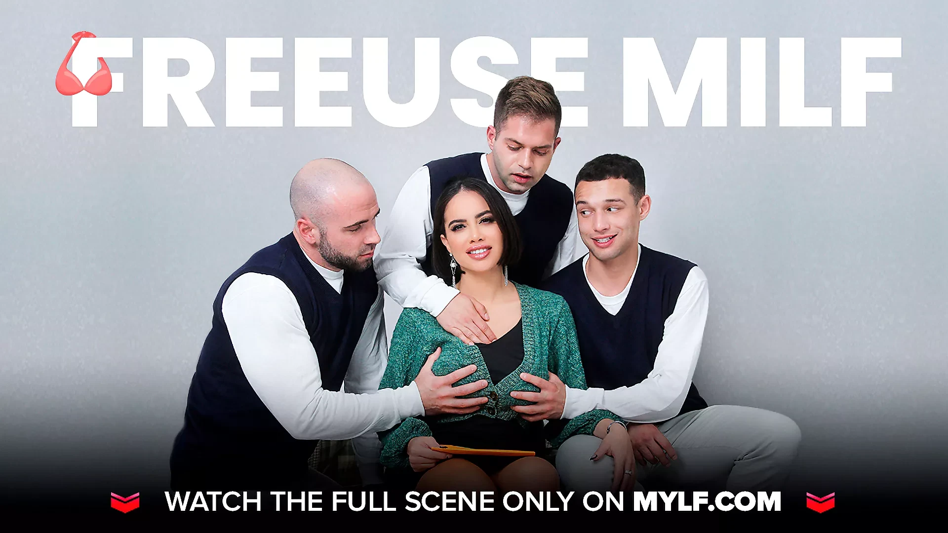 Mylfblows - Une MILF aux yeux enfumés glisse l'épaisse érection d'un étalon chanceux dans sa bouche et la recouvre de sa broche