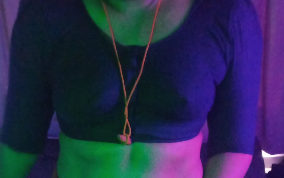 Goddess Silk Smita - big nipples,amateur