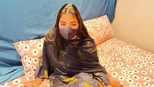 Kakak iparku mengaku bahwa dia adalah pelacur yang sange